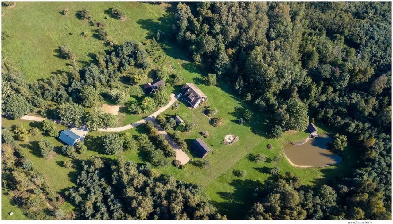 Holiday Home Slokas Vecumnieki Buitenkant foto
